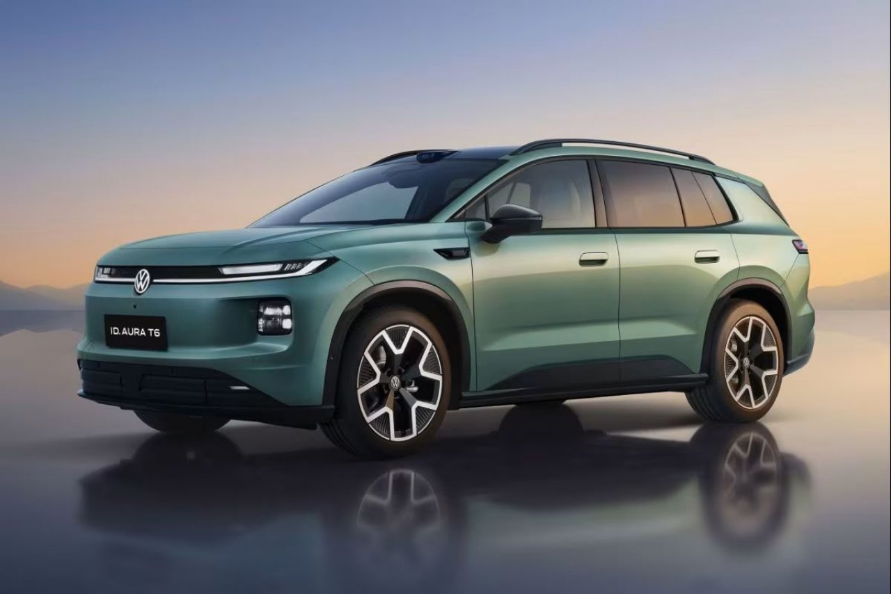 Kitajski električni SUV z umetno inteligenco