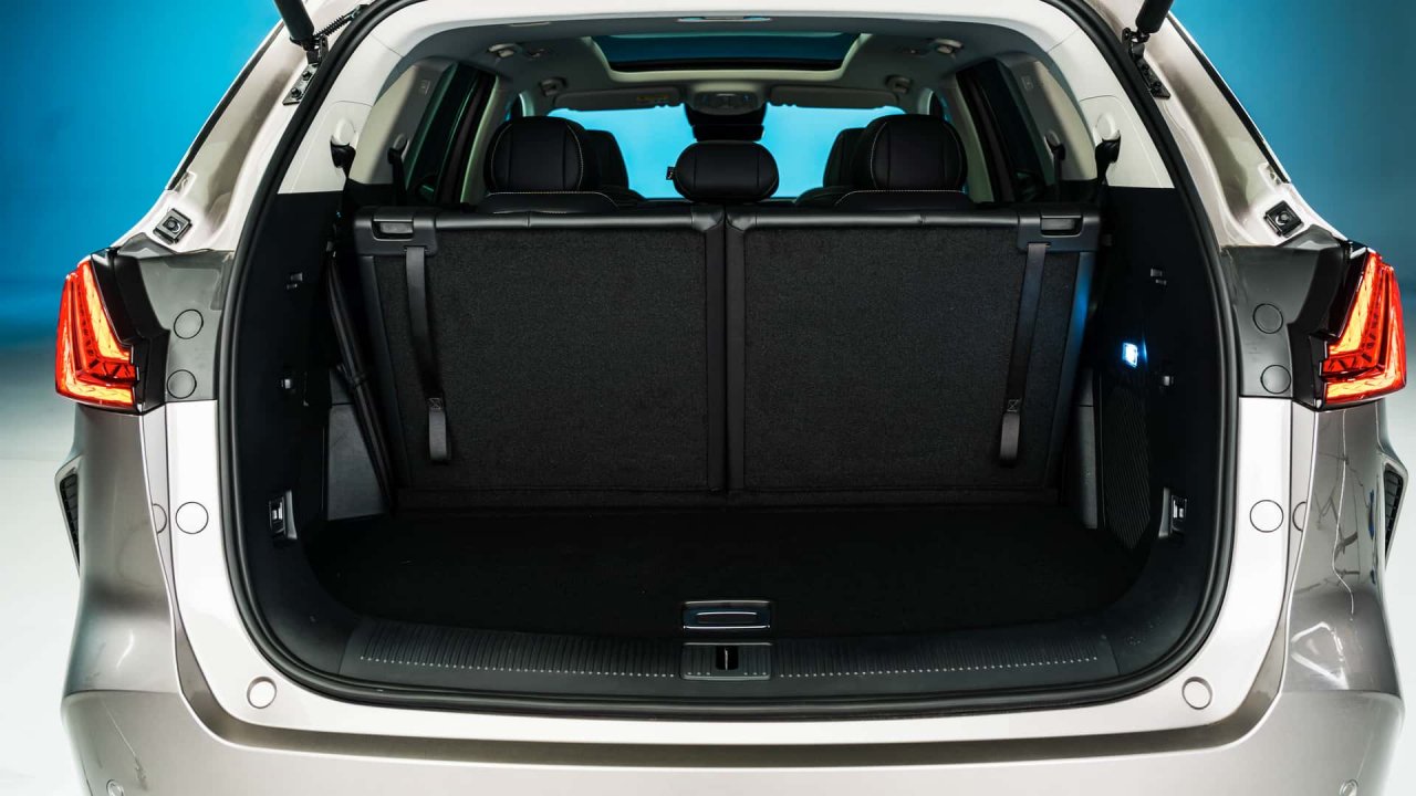 Prihaja prvi MG-jev sedemsedežnik