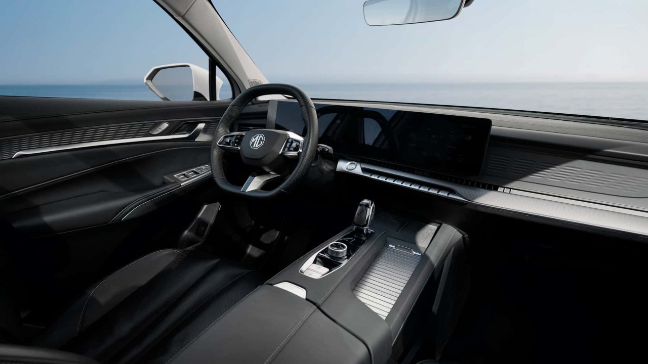 Prihaja prvi MG-jev sedemsedežnik